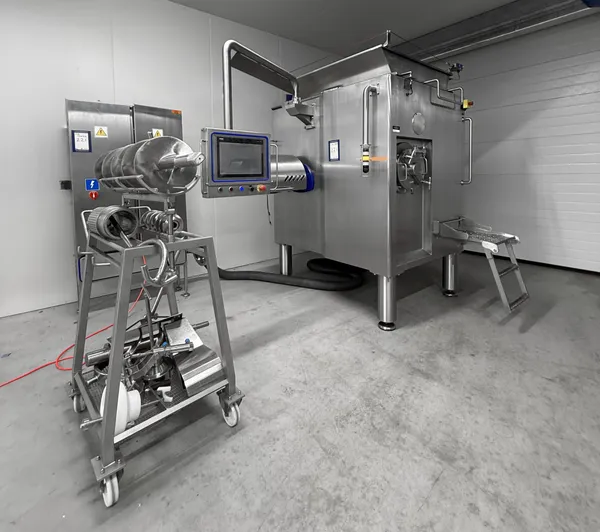 IMG_4986 – Bewerkt Ekomex WW160 vleesmolen